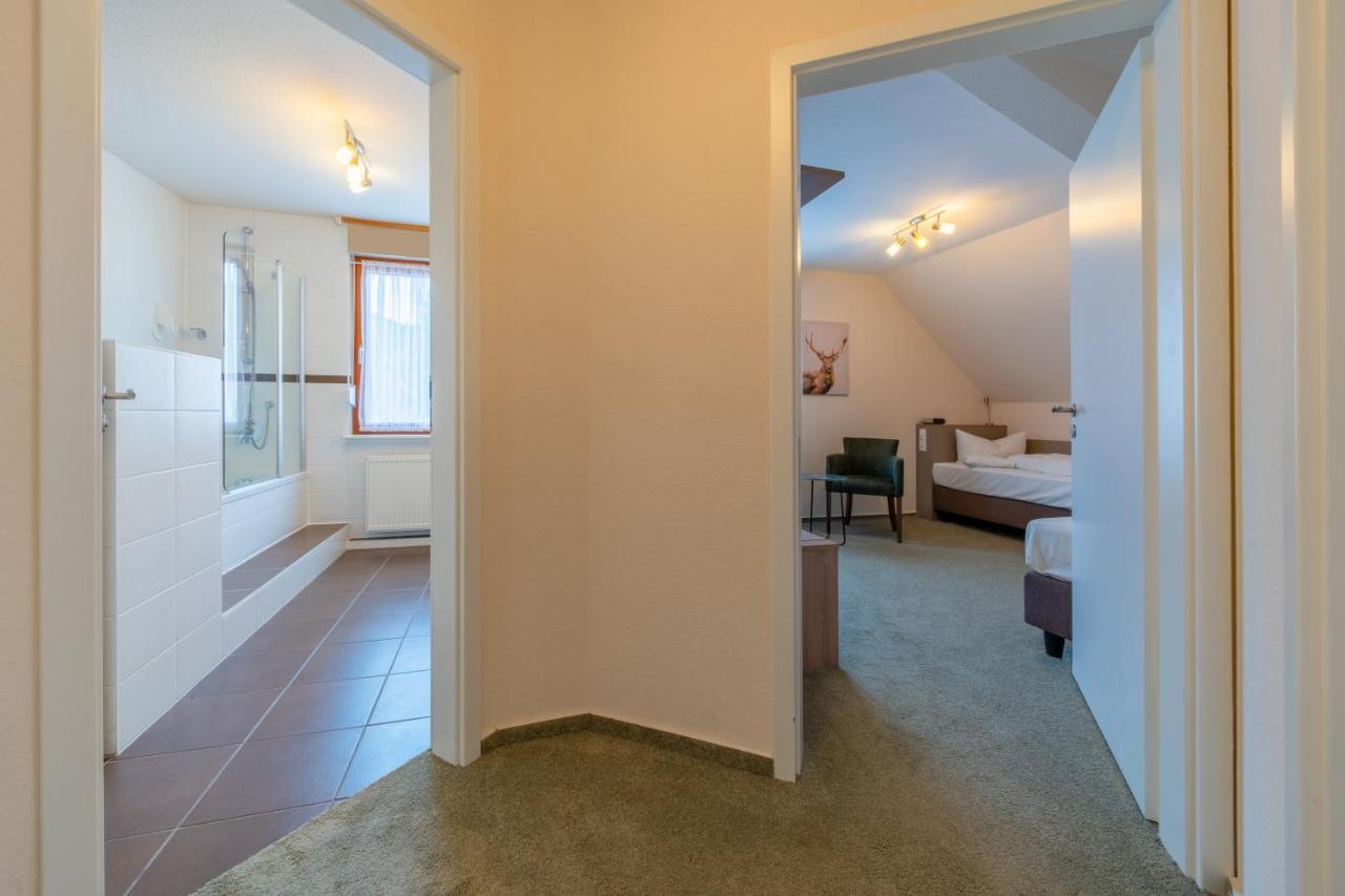 אוברקירש Landhotel Salmen מראה חיצוני תמונה