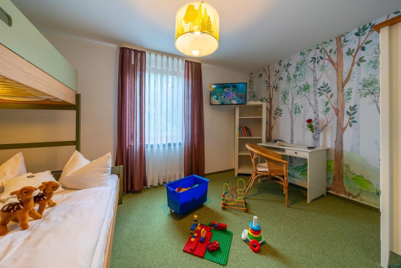 אוברקירש Landhotel Salmen מראה חיצוני תמונה