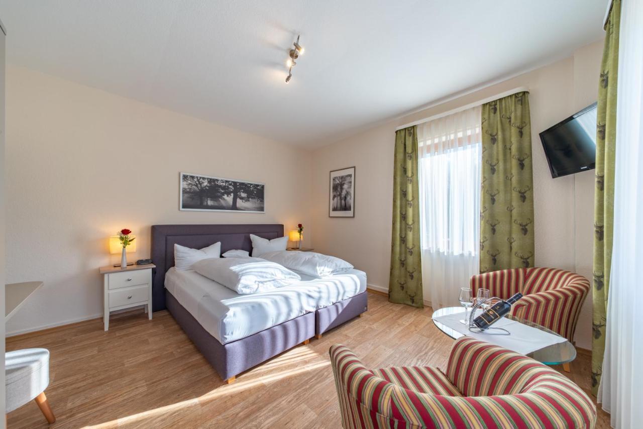 אוברקירש Landhotel Salmen מראה חיצוני תמונה
