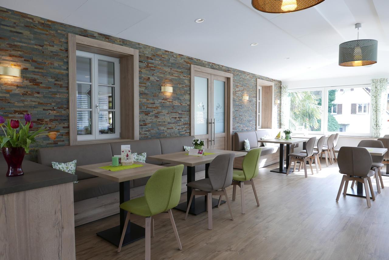 אוברקירש Landhotel Salmen מראה חיצוני תמונה